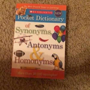 Pocket Dictionary of Synonyms, Antonyms,& Homonyms